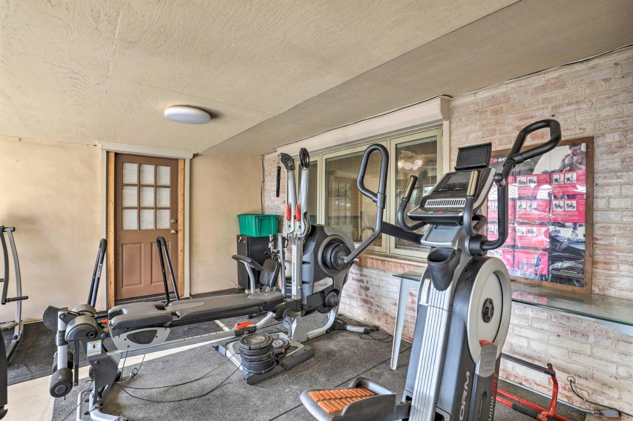 Pet-Friendly Tucson Casita Shared Hot Tub And Porch Villa Exterior photo
