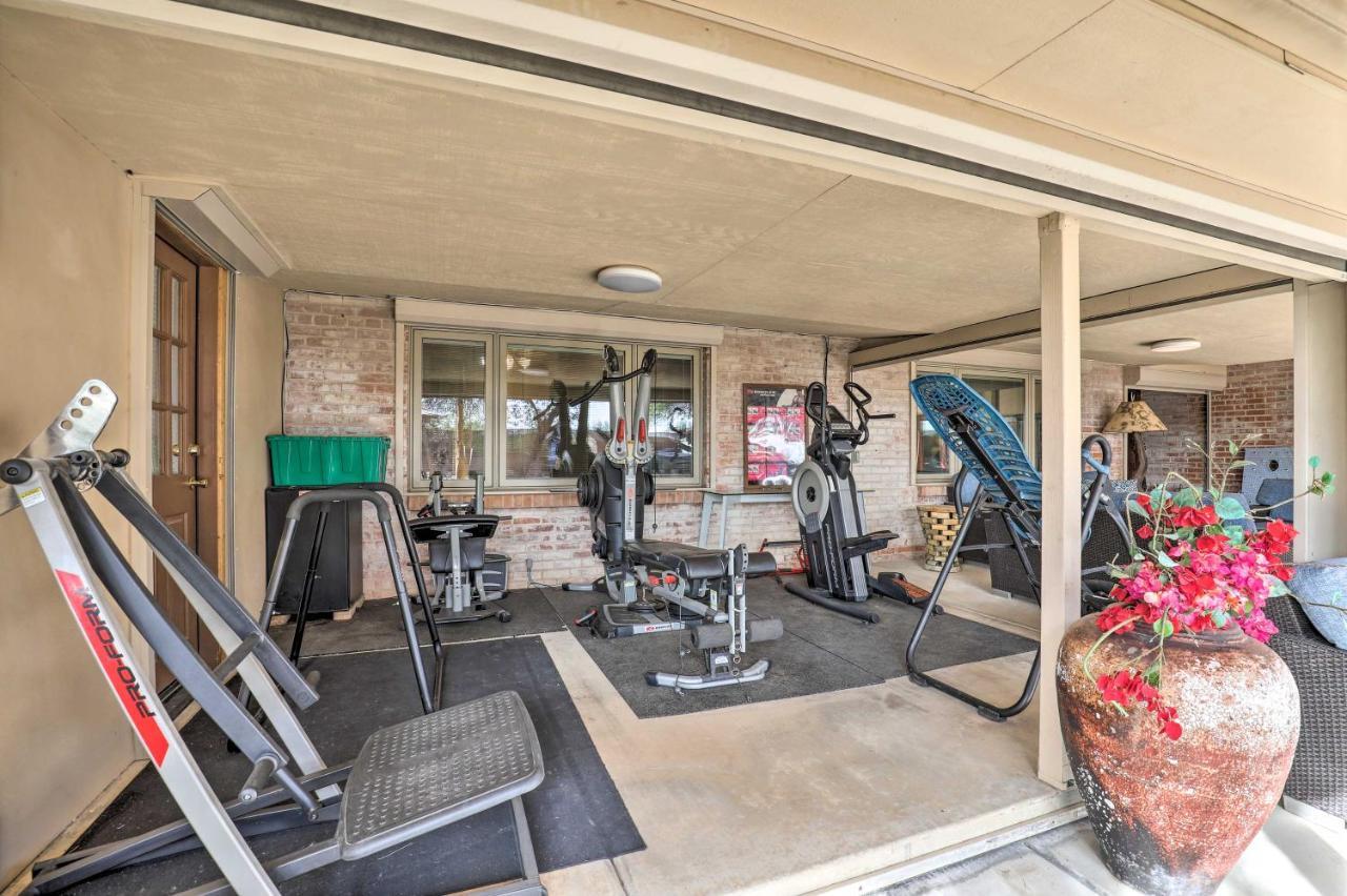 Pet-Friendly Tucson Casita Shared Hot Tub And Porch Villa Exterior photo